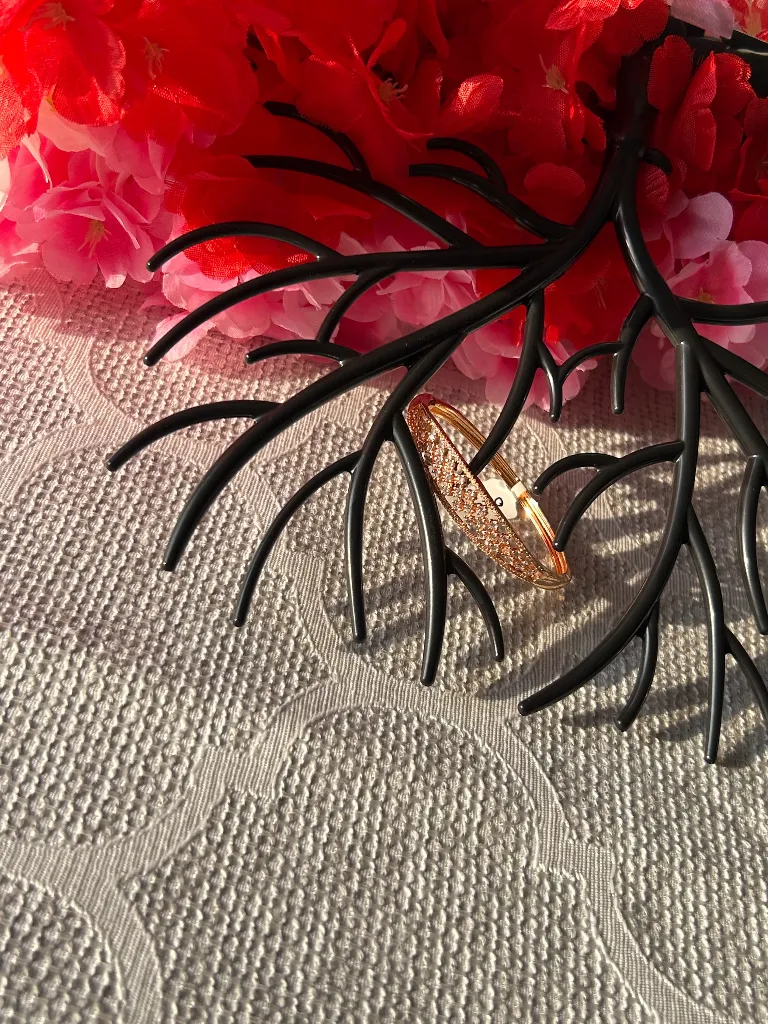 Starline Bangle (3).webp