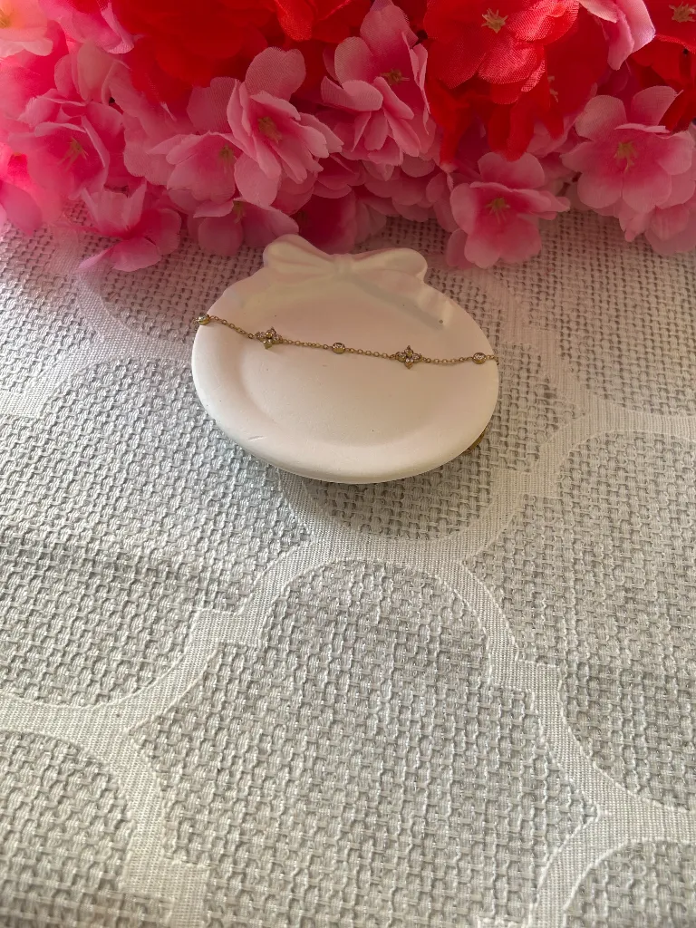 Vintage Flora Bracelet.webp